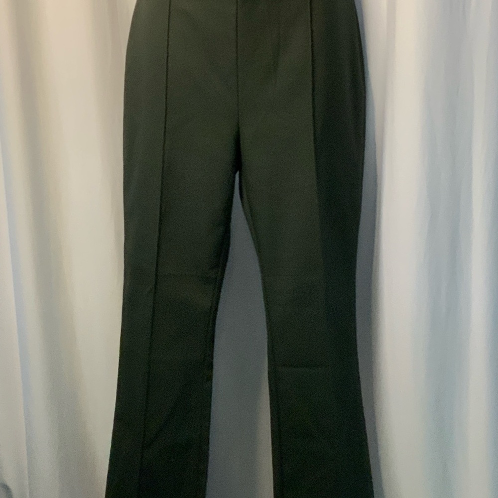 Size 8  Loft High waisted Women’s slacks in Nearly new Condition. Dark Green
